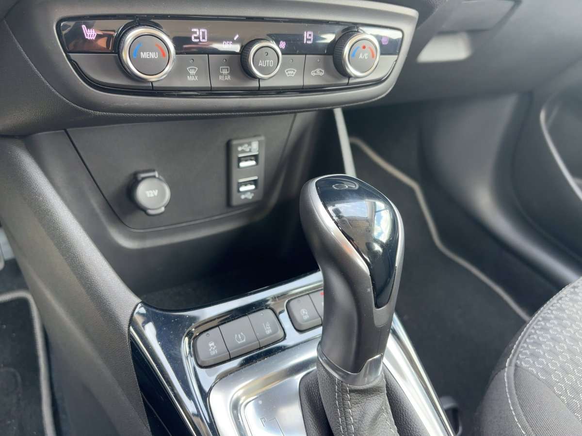 Fahrzeugbild eines Opel Crossland X