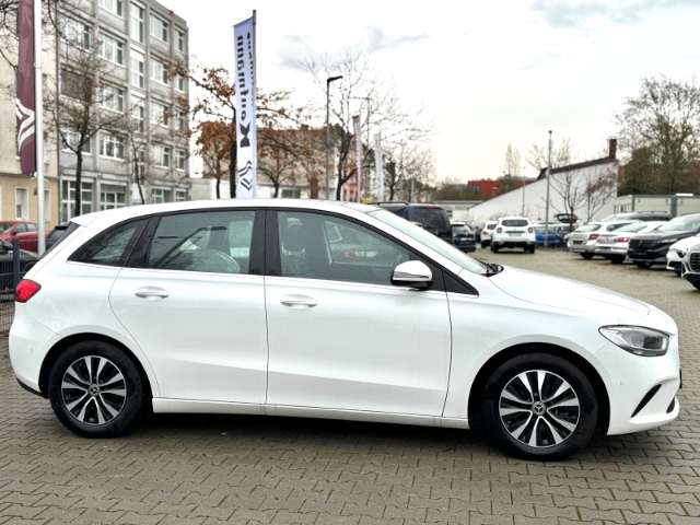 Fahrzeugbild eines Mercedes-Benz B-Klasse