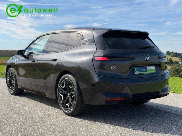 Fahrzeugbild eines BMW iX