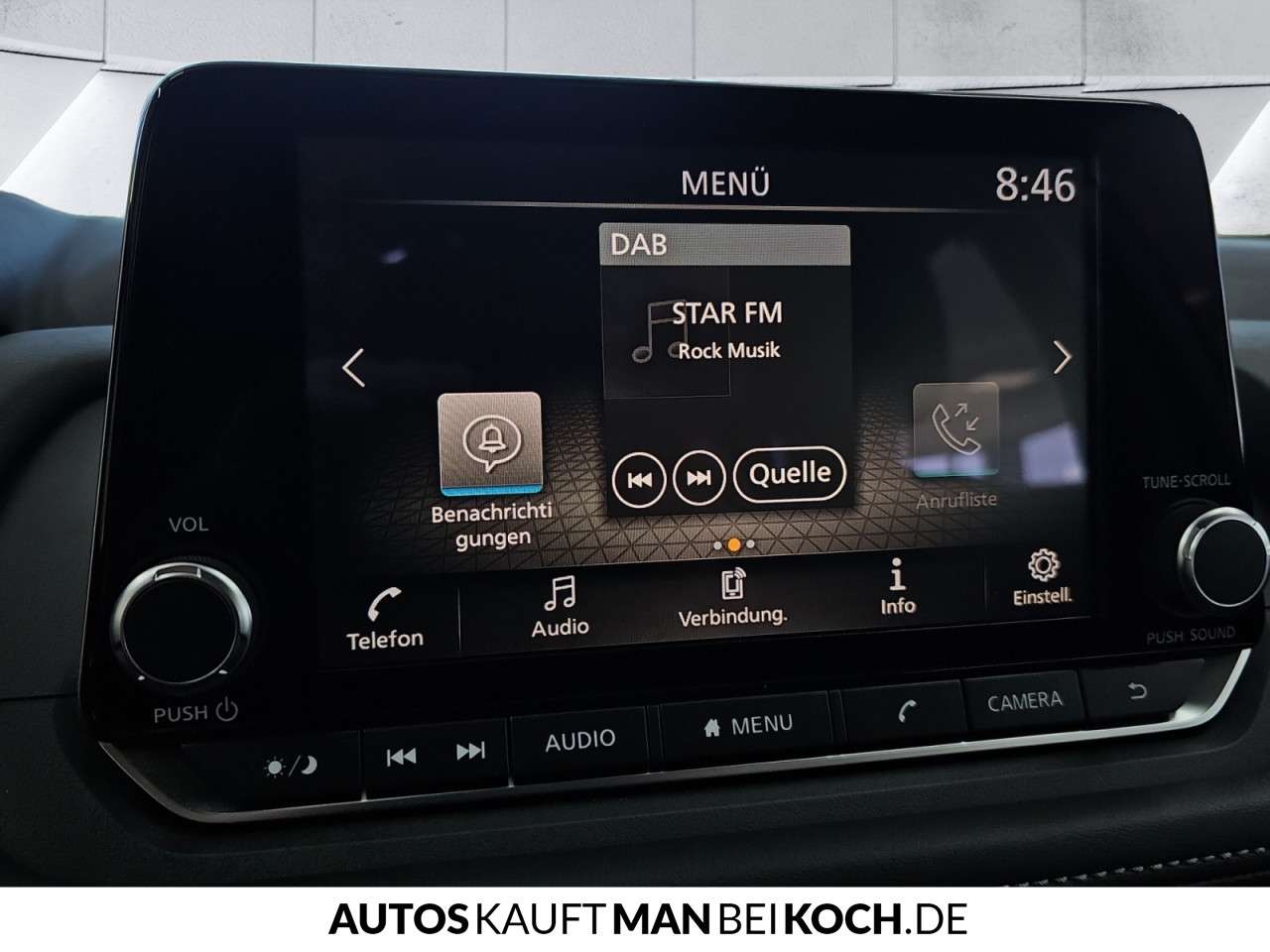 Fahrzeugbild eines Nissan X-TRAIL