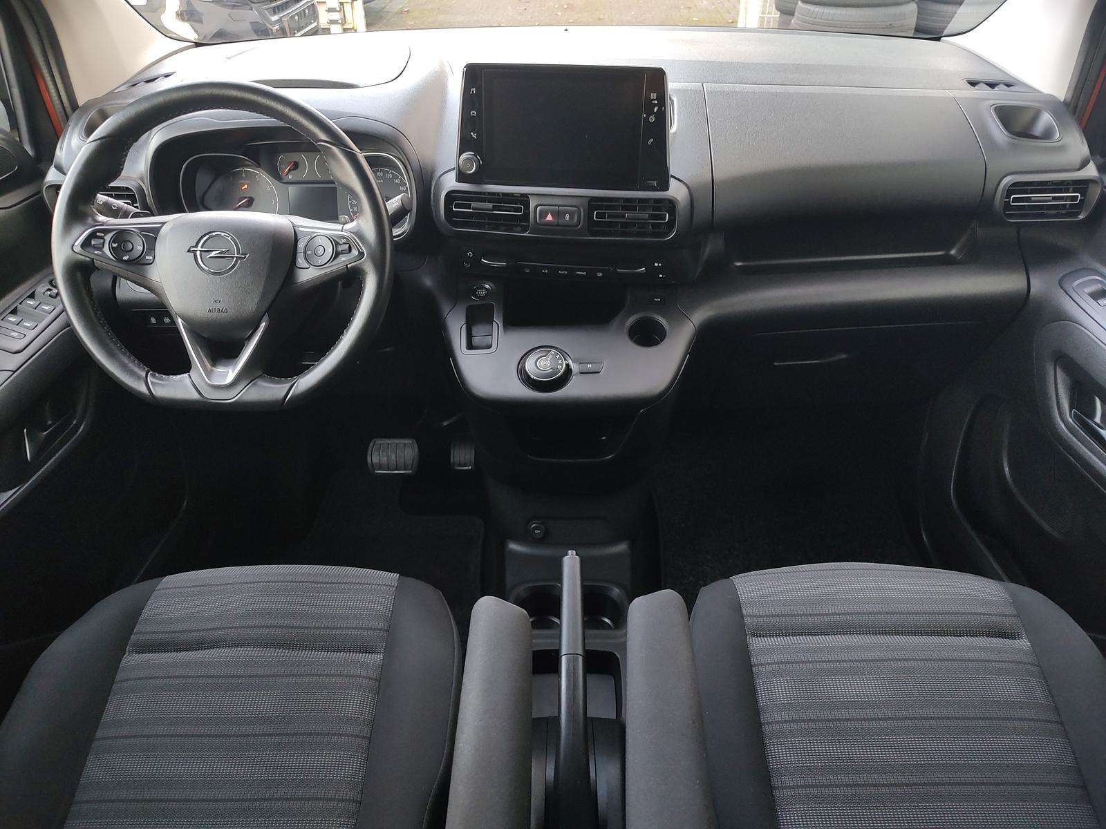 Fahrzeugbild eines Opel Combo Life