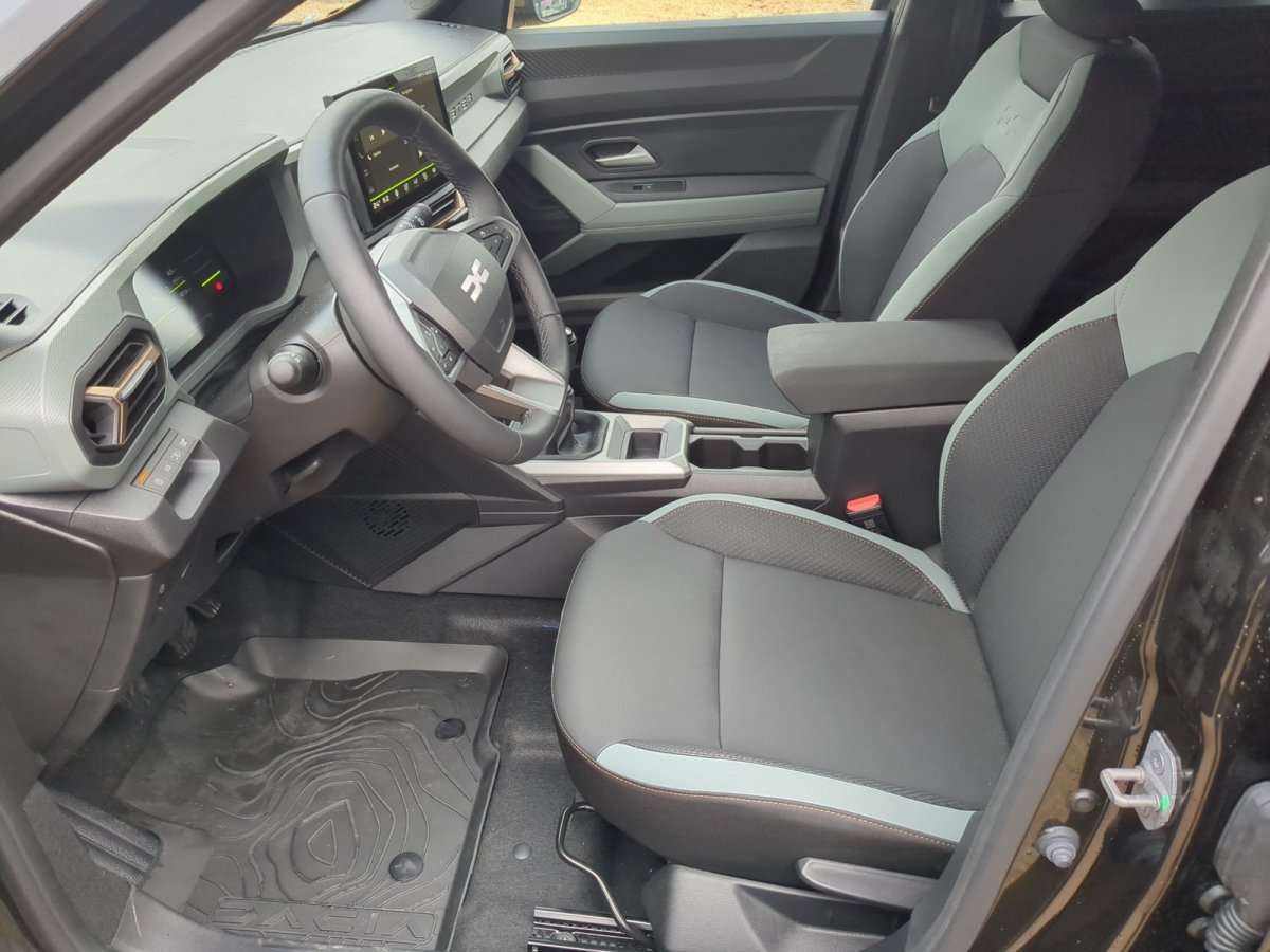 Fahrzeugbild eines Dacia Duster