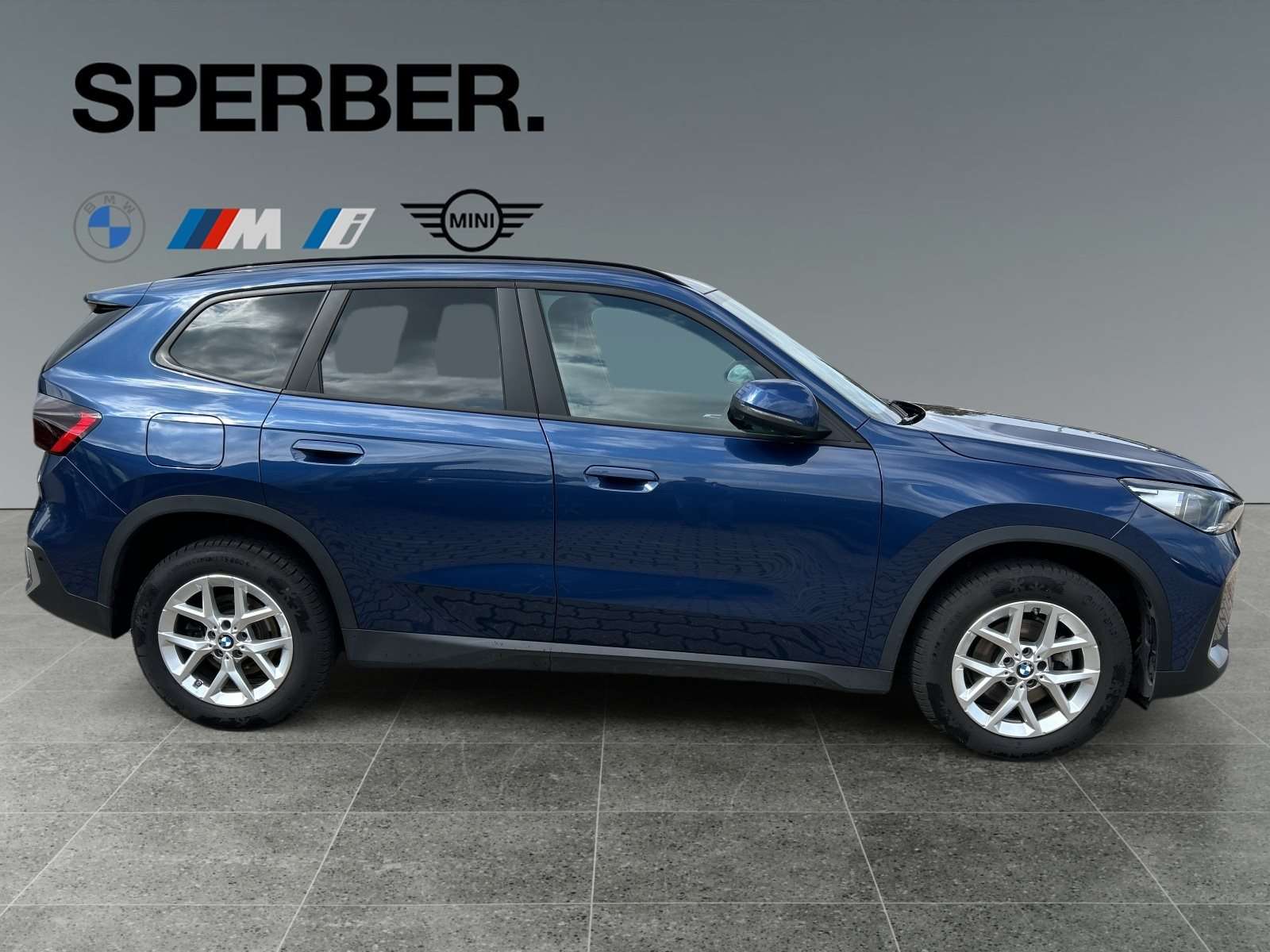 Fahrzeugbild eines BMW X1