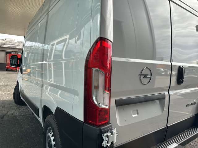Fahrzeugbild eines Opel Movano