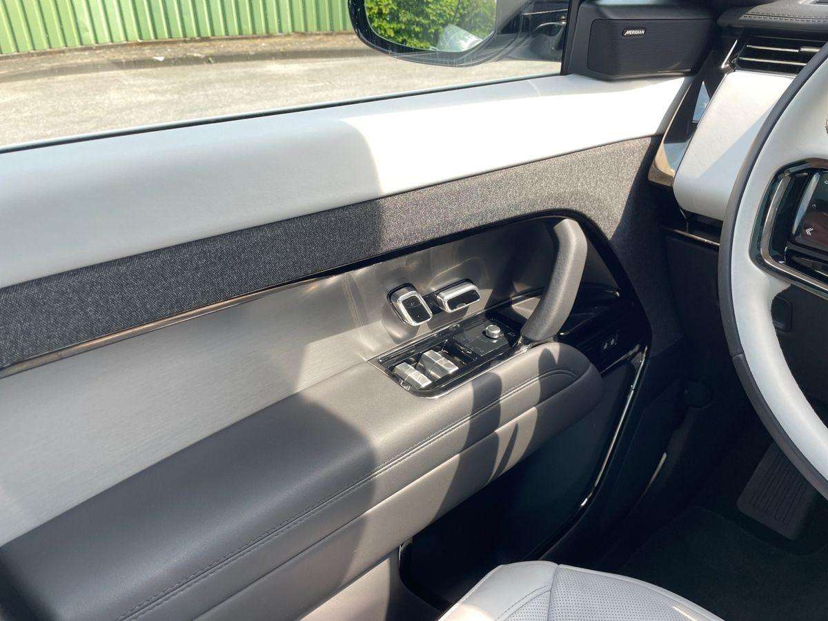 Fahrzeugbild eines Land Rover Range Rover Sport