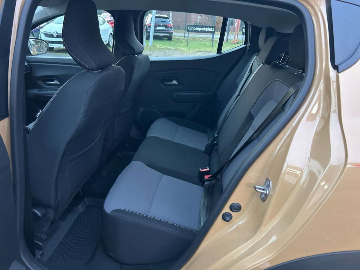 Fahrzeugbild eines Dacia Sandero