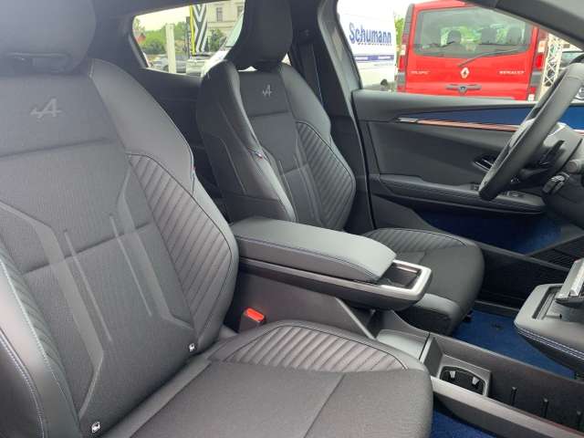 Fahrzeugbild eines Renault Megane E-TECH