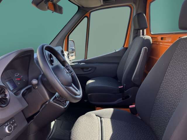 Fahrzeugbild eines Mercedes-Benz Sprinter