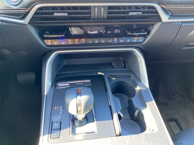 Fahrzeugbild eines Mazda CX-80