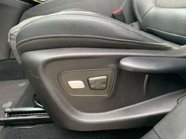 Fahrzeugbild eines Renault Grand Scénic