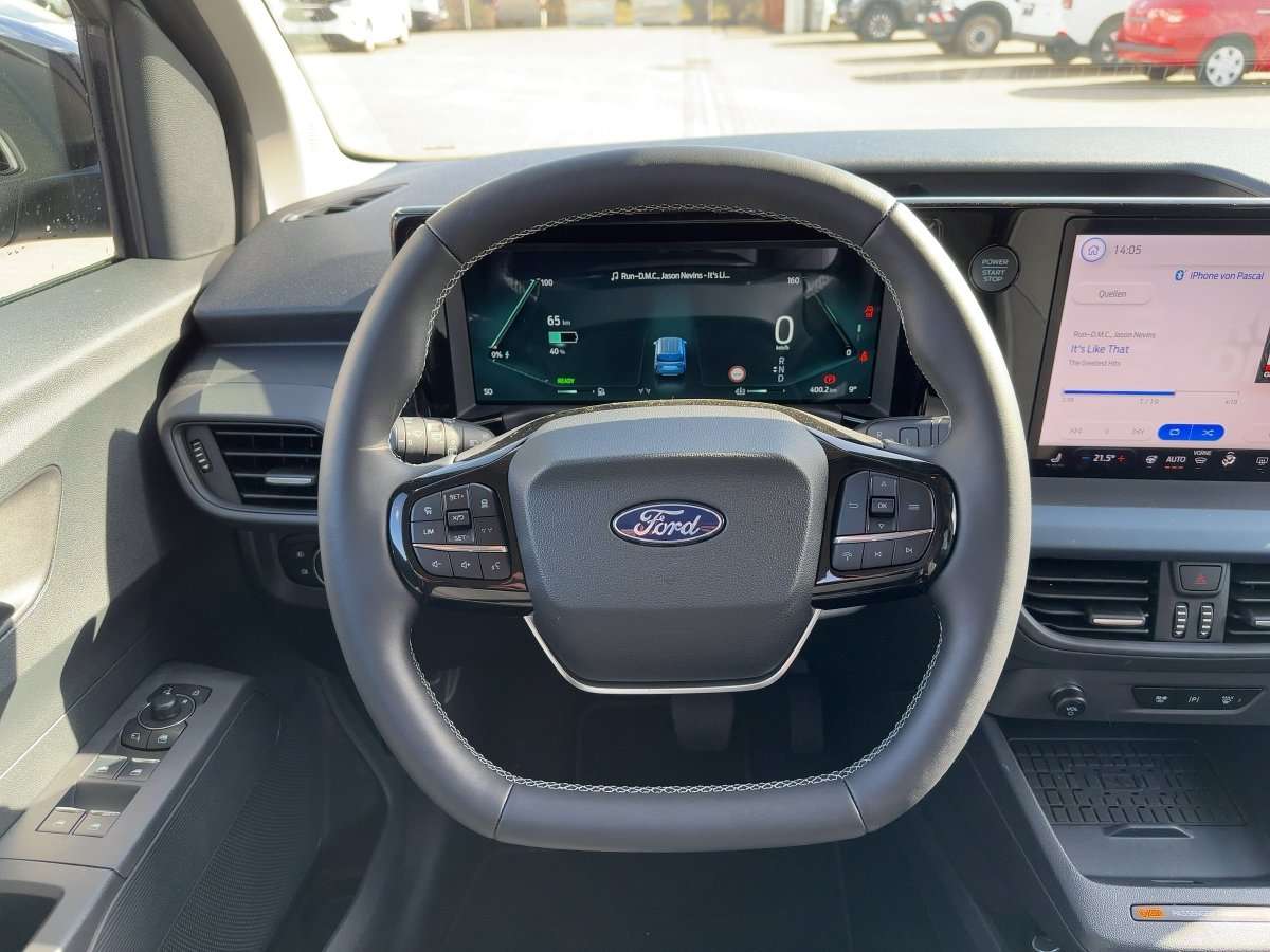 Fahrzeugbild eines Ford Tourneo Courier