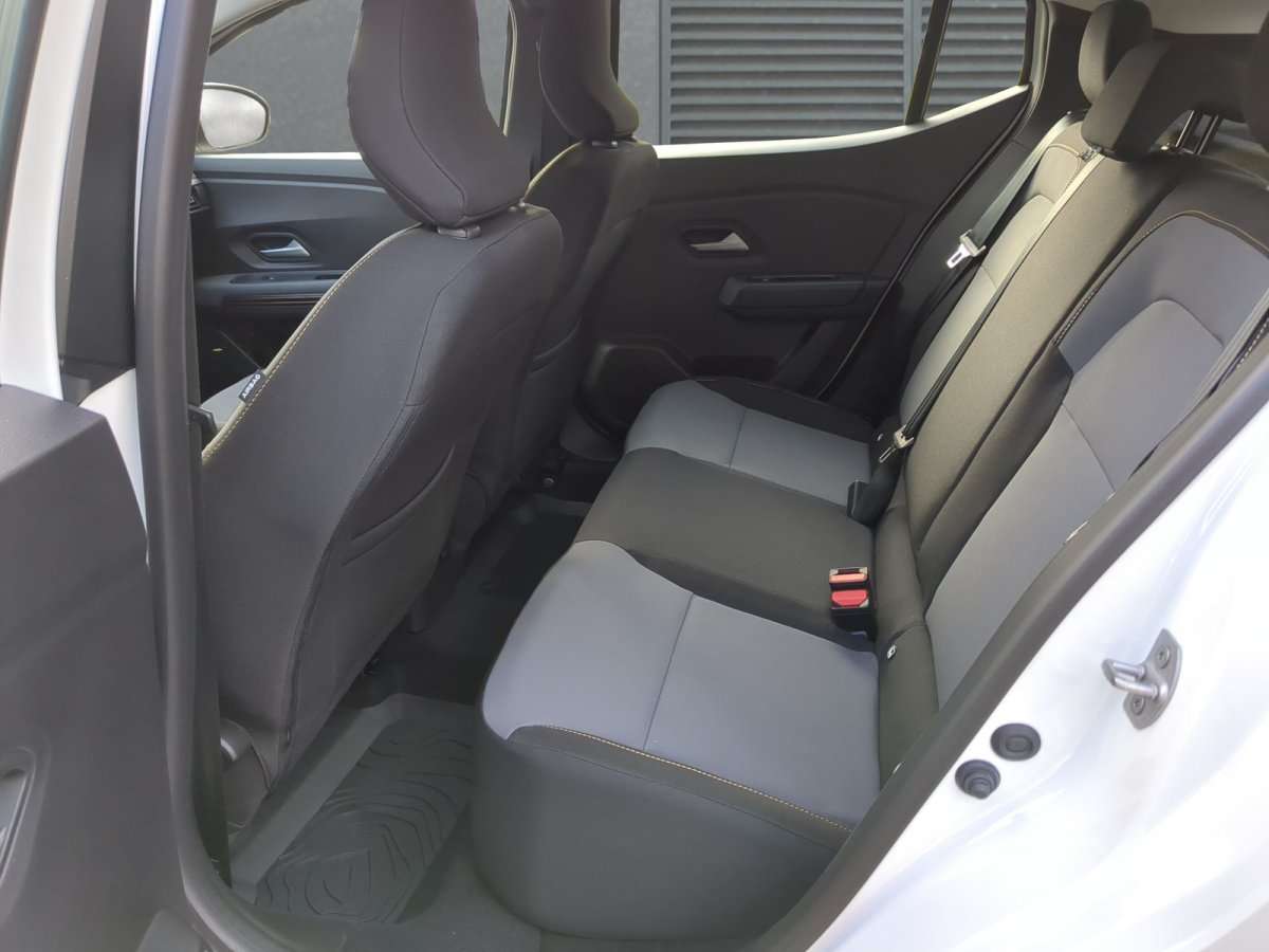 Fahrzeugbild eines Dacia Sandero