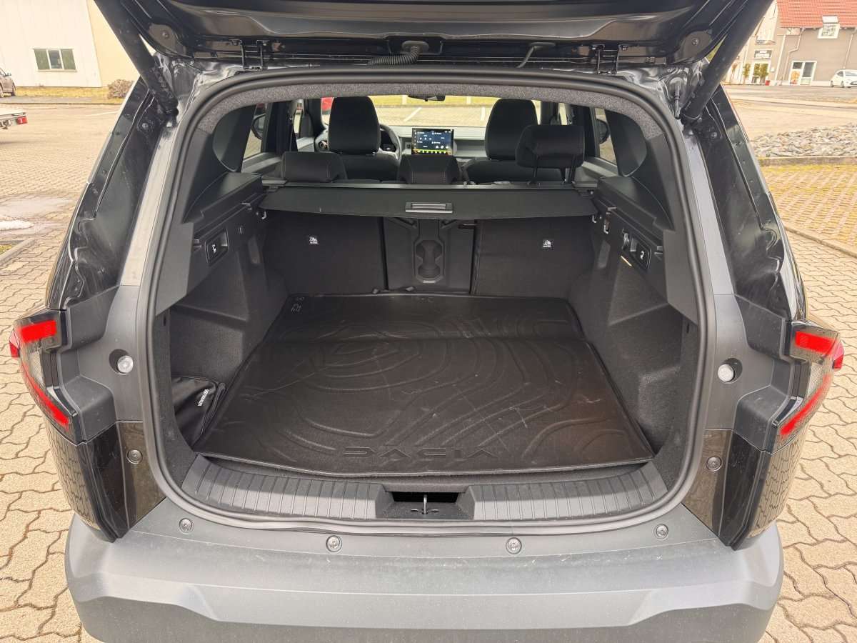 Fahrzeugbild eines Dacia Bigster