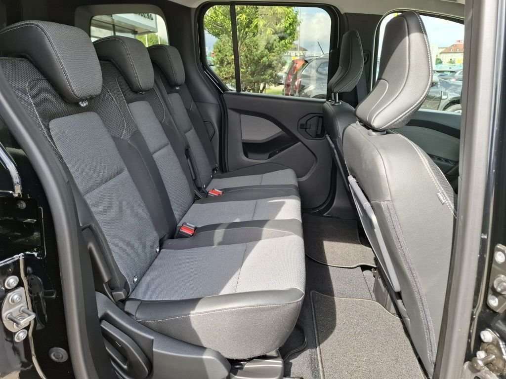 Fahrzeugbild eines Renault Kangoo E-TECH