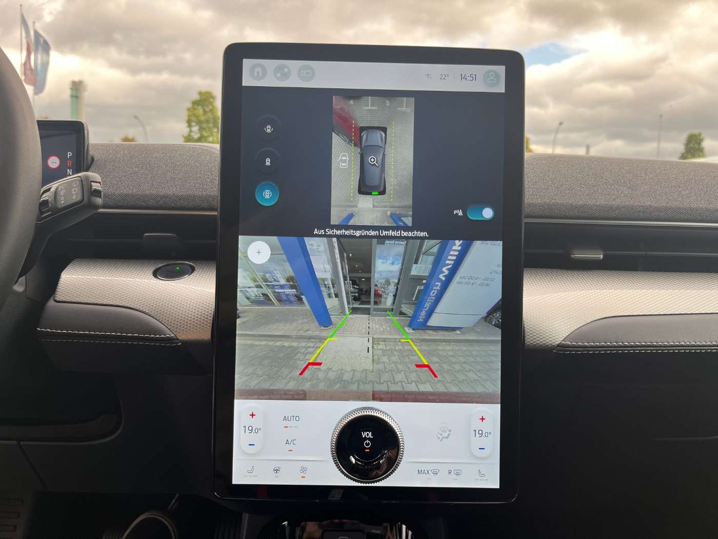 Fahrzeugbild eines Ford Mustang Mach-E