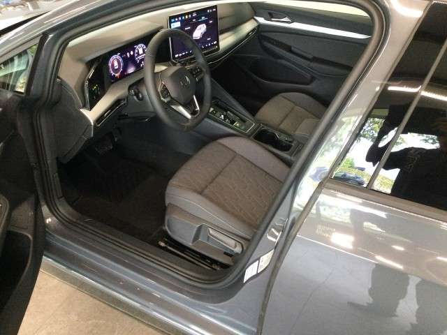 Fahrzeugbild eines Volkswagen Golf