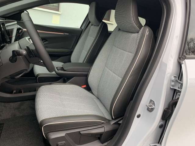 Fahrzeugbild eines Renault Megane E-TECH