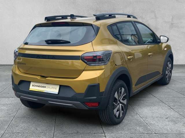 Fahrzeugbild eines Dacia Sandero