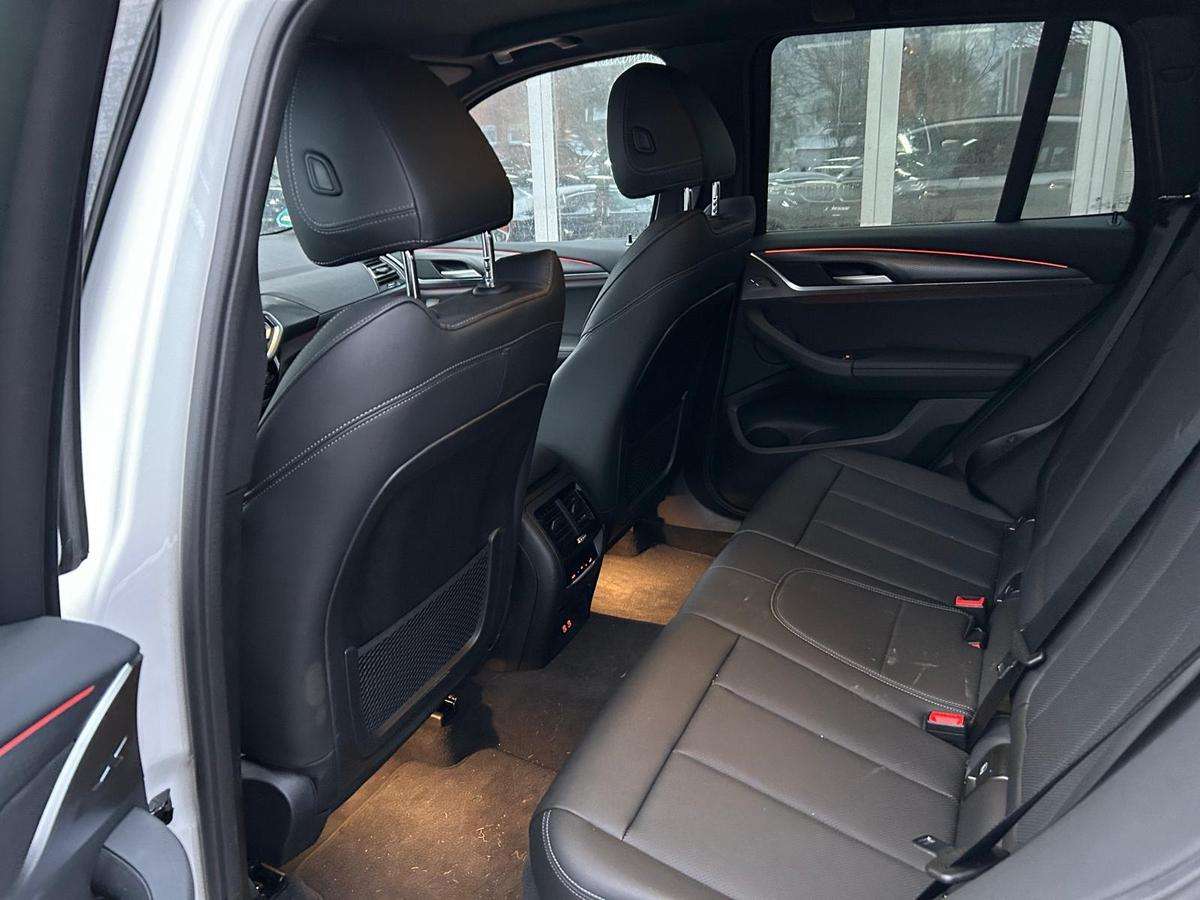 Fahrzeugbild eines BMW X3