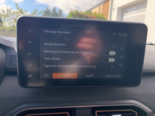 Fahrzeugbild eines Dacia Jogger