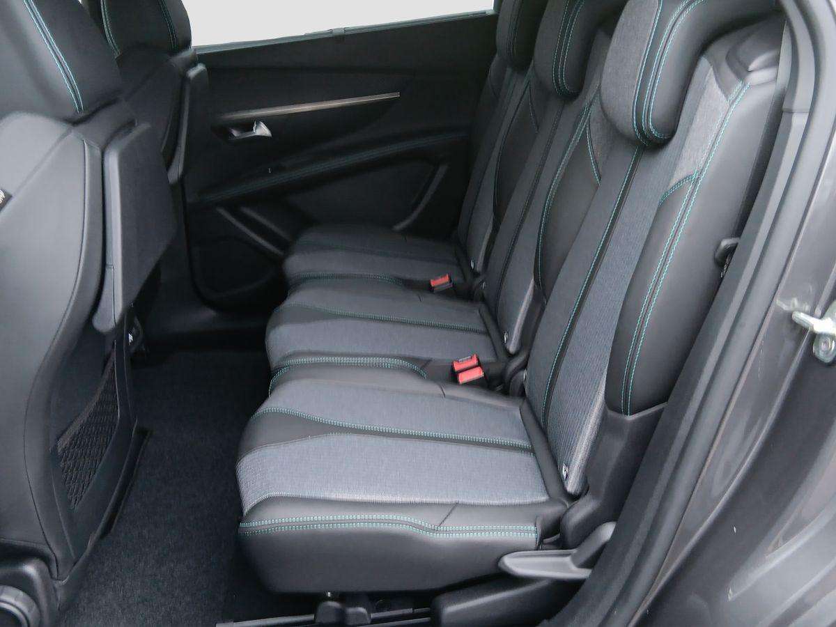 Fahrzeugbild eines Peugeot 5008