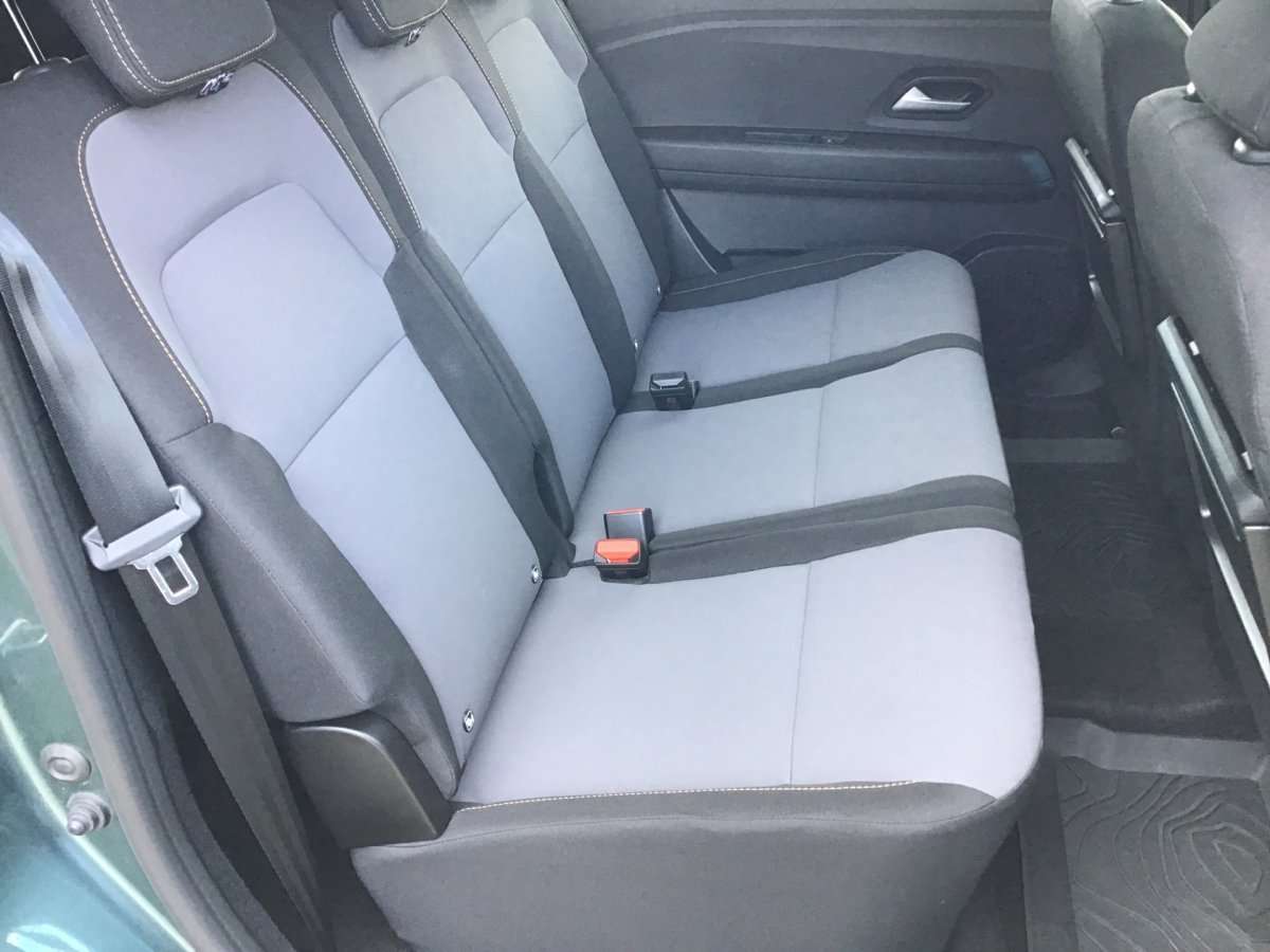 Fahrzeugbild eines Dacia Jogger