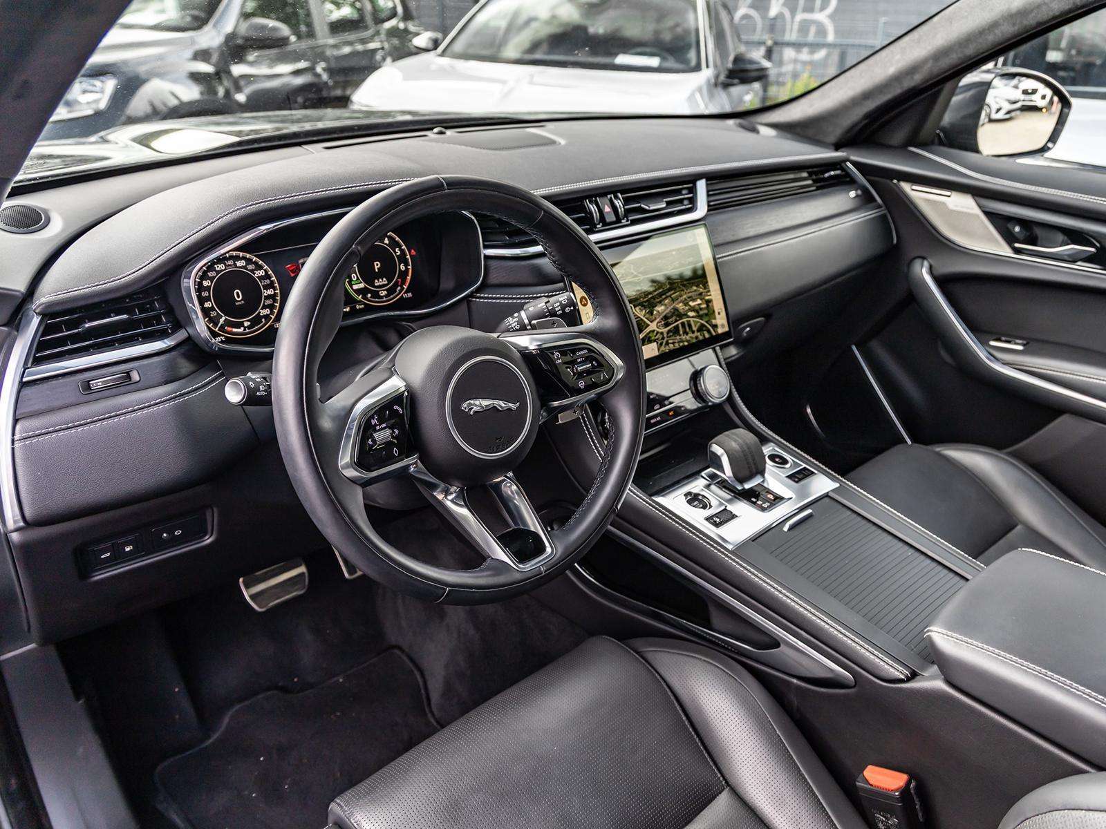 Fahrzeugbild eines Jaguar F-PACE