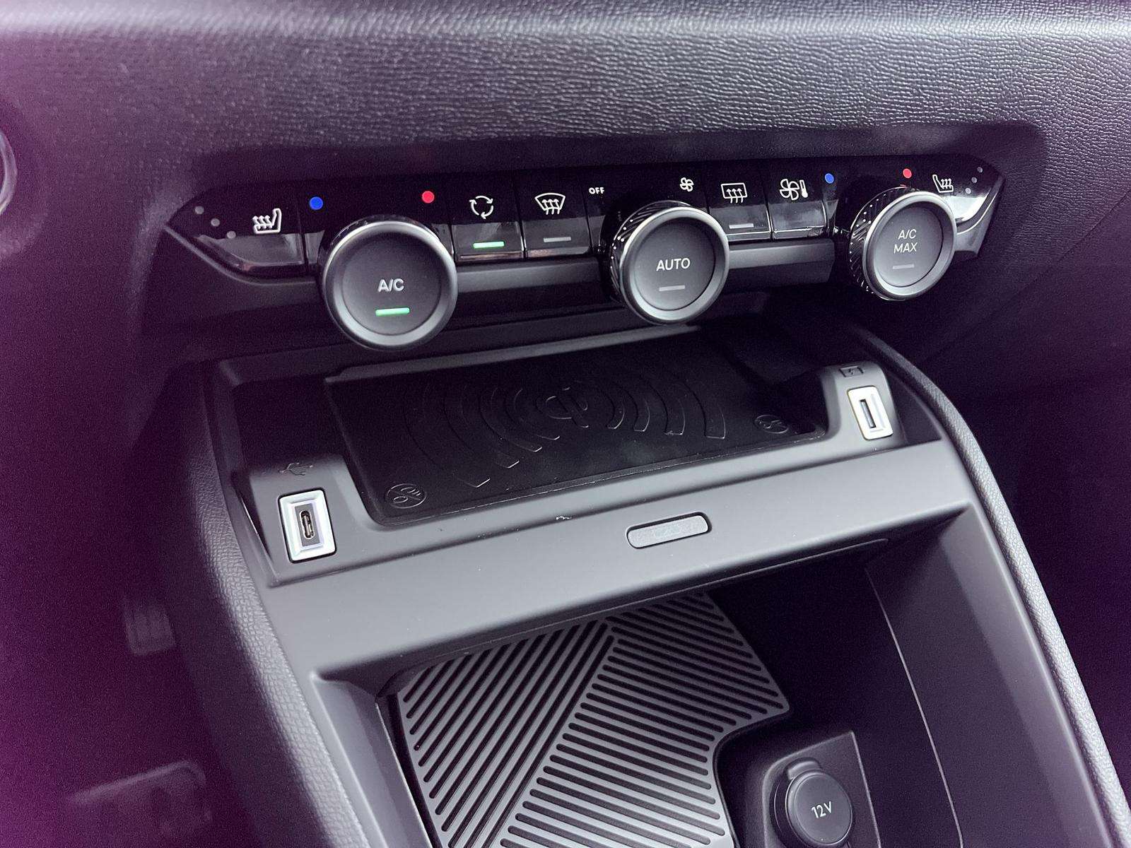 Fahrzeugbild eines Citroën C4