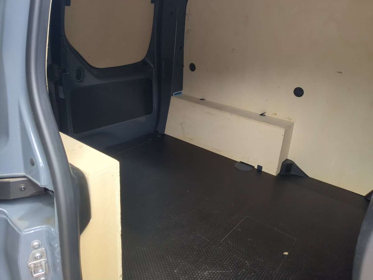 Fahrzeugbild eines Nissan Townstar
