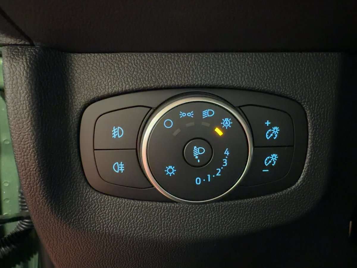 Fahrzeugbild eines Ford Tourneo Courier