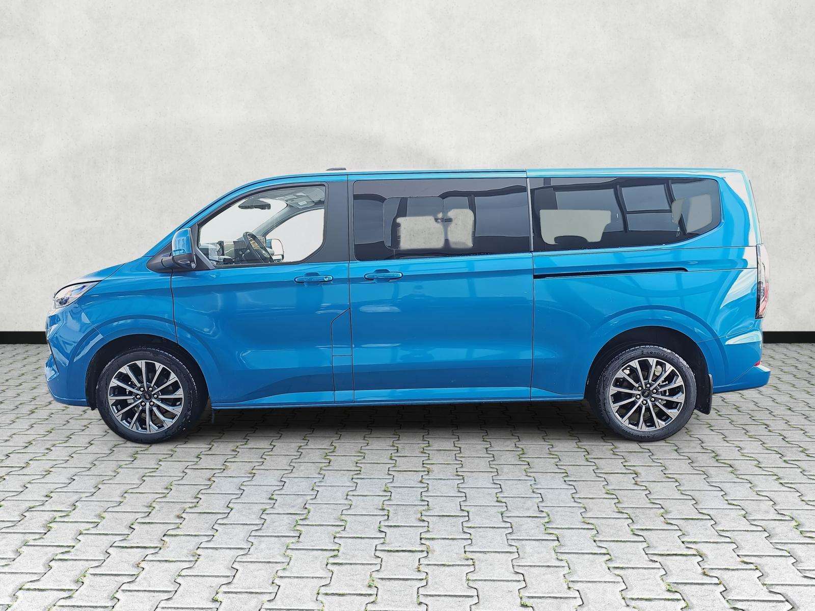 Fahrzeugbild eines Ford Tourneo Custom