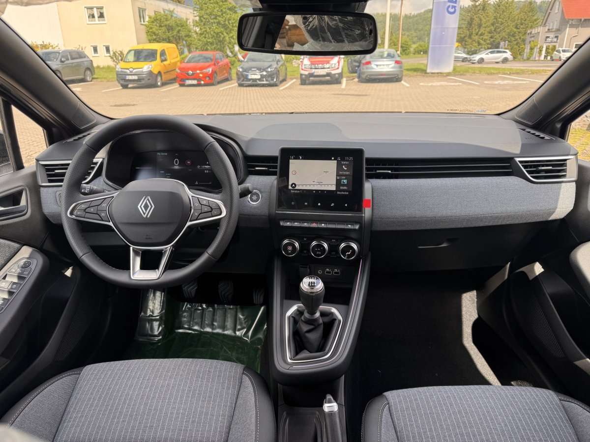 Fahrzeugbild eines Renault Clio