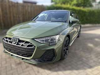 Schräge Frontansicht auf einen Audi A3 , freigestellt