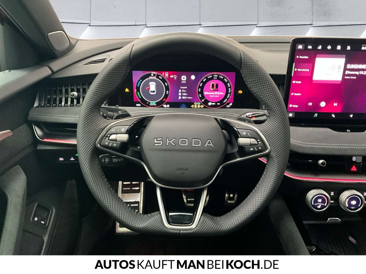 Fahrzeugbild eines Skoda Superb