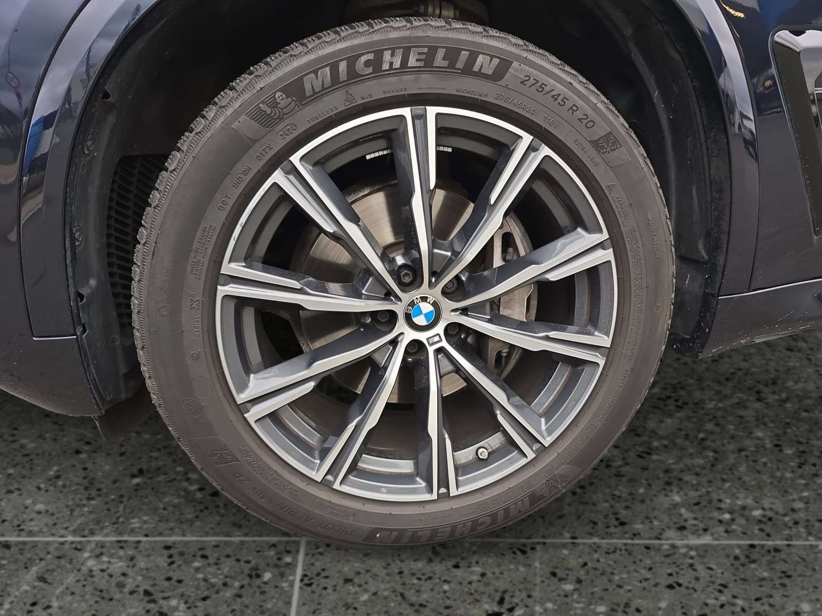 Fahrzeugbild eines BMW X5