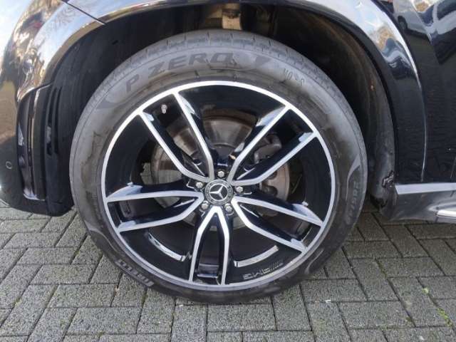 Fahrzeugbild eines Mercedes-Benz GLE