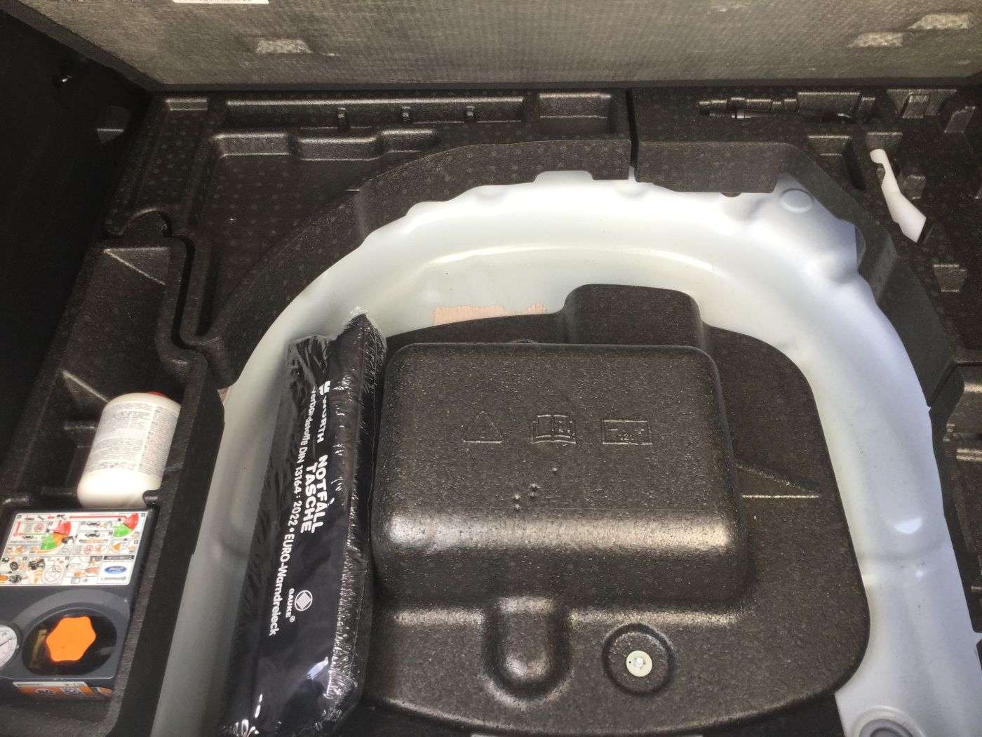 Fahrzeugbild eines Ford Kuga