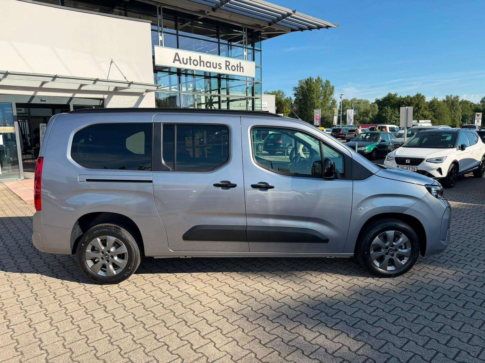 Fahrzeugbild eines Opel Combo Life