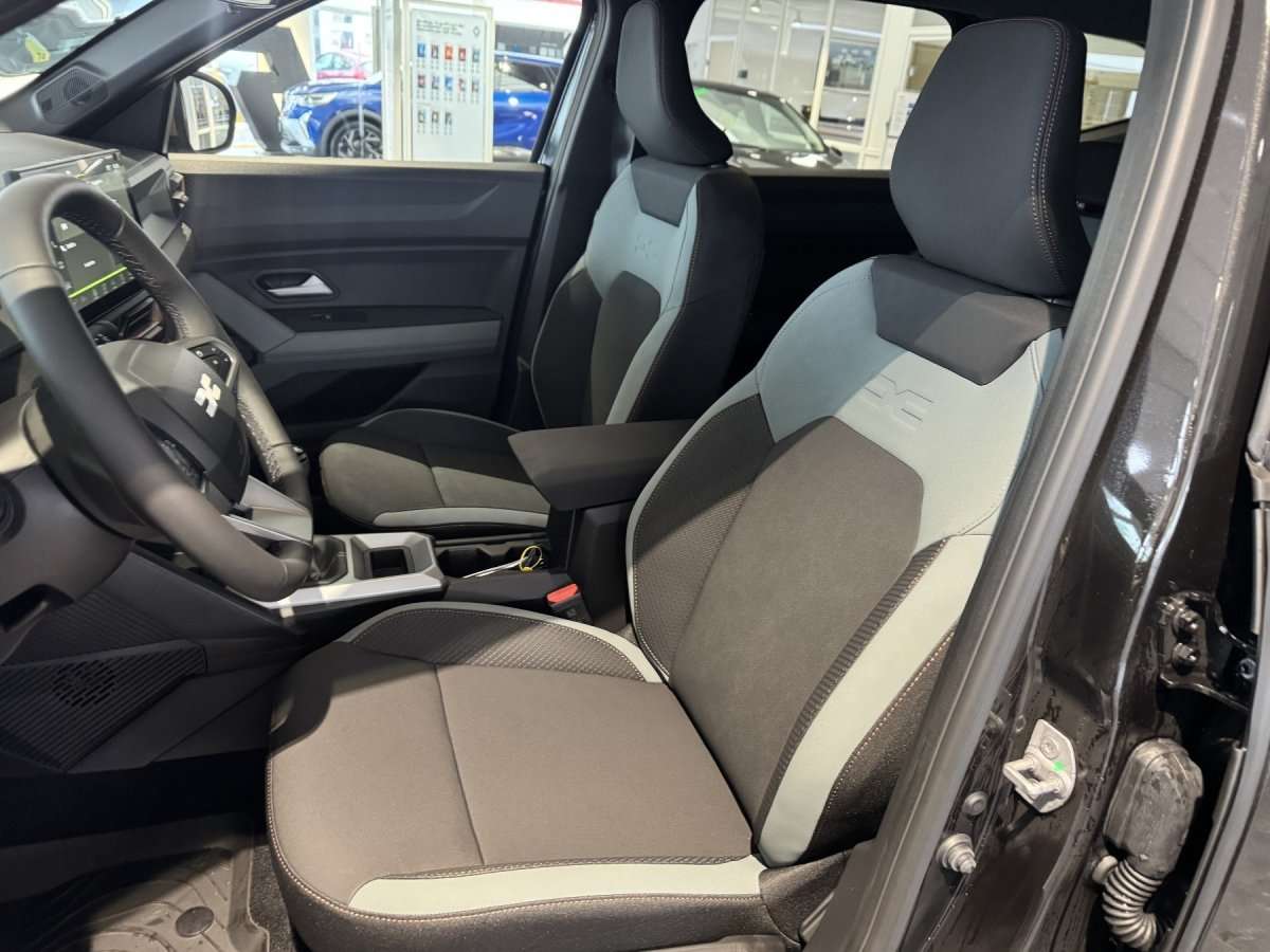 Fahrzeugbild eines Dacia Bigster