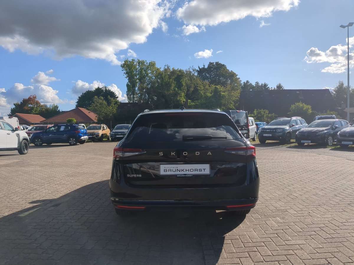 Fahrzeugbild eines Skoda Superb