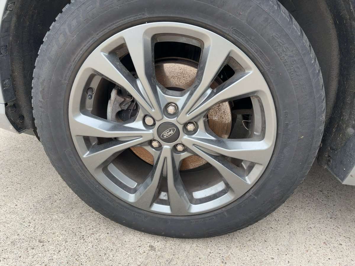 Fahrzeugbild eines Ford Kuga