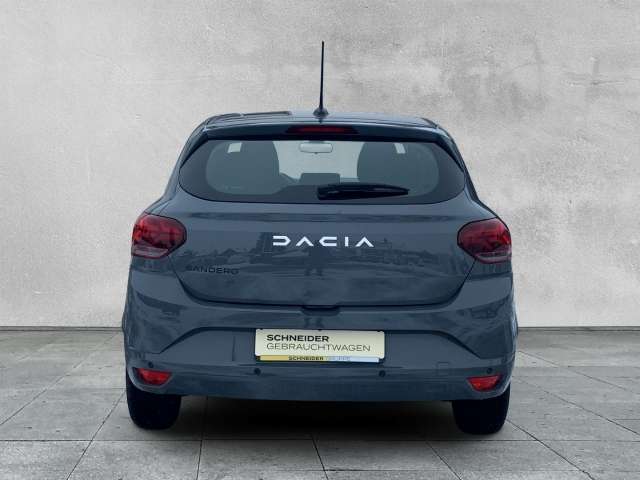 Fahrzeugbild eines Dacia Sandero