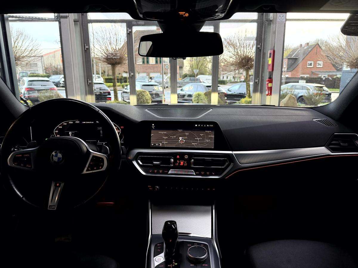 Fahrzeugbild eines BMW 3er-Reihe