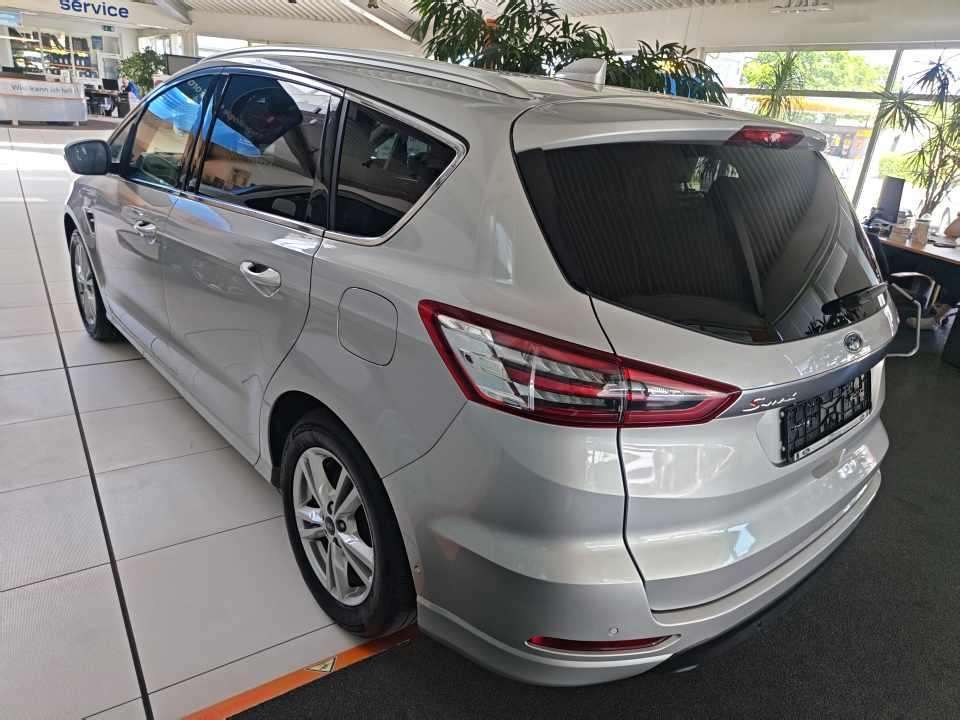 Fahrzeugbild eines Ford S-MAX