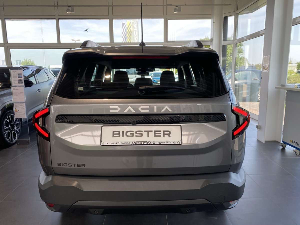 Fahrzeugbild eines Dacia Bigster