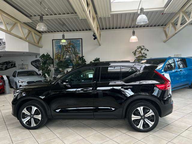Fahrzeugbild eines Volvo XC40