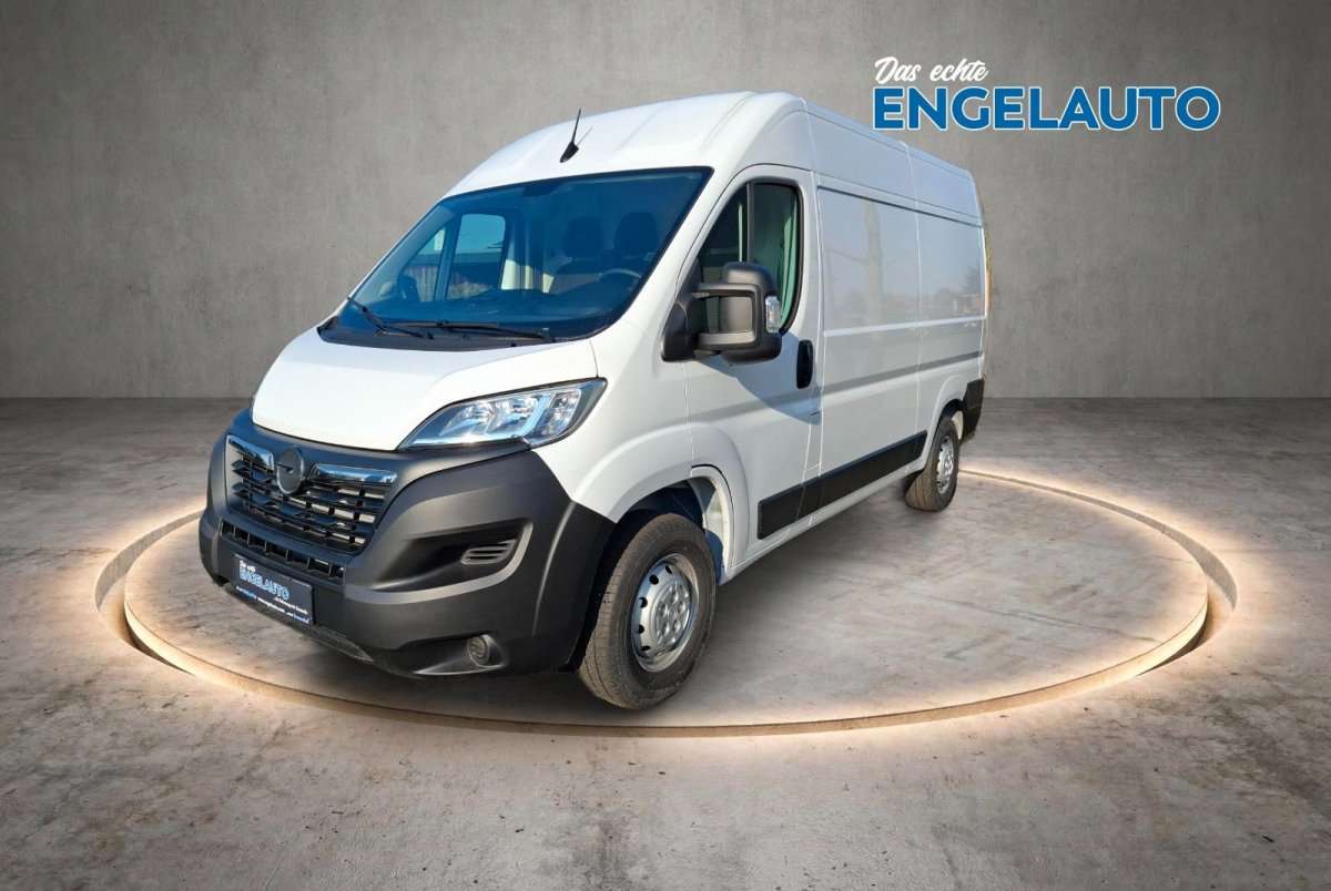 Fahrzeugbild eines Opel Movano