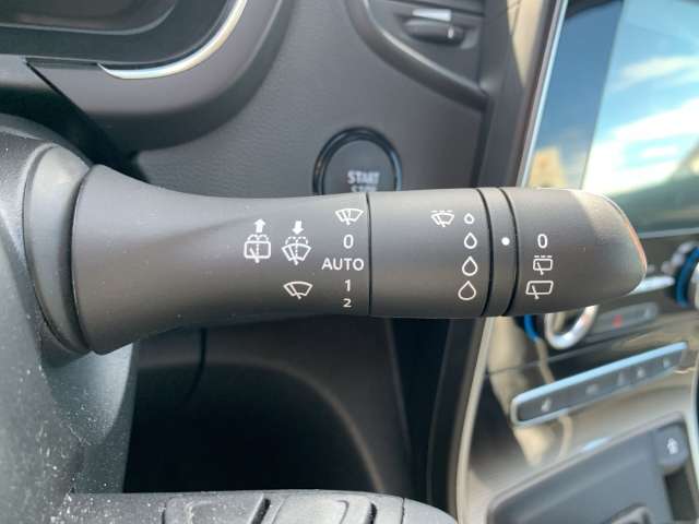 Fahrzeugbild eines Renault Grand Scénic