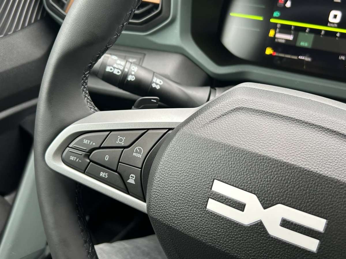 Fahrzeugbild eines Dacia Duster