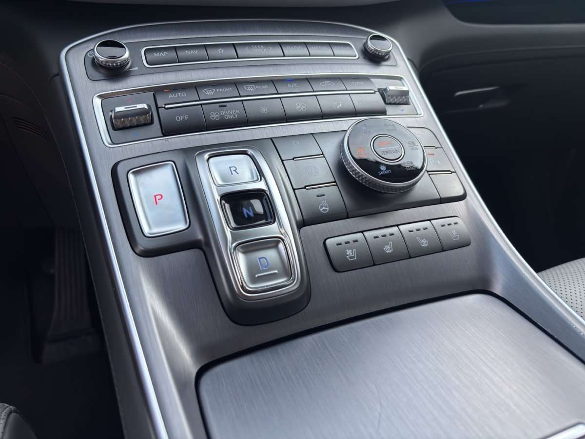 Fahrzeugbild eines Hyundai Santa Fe